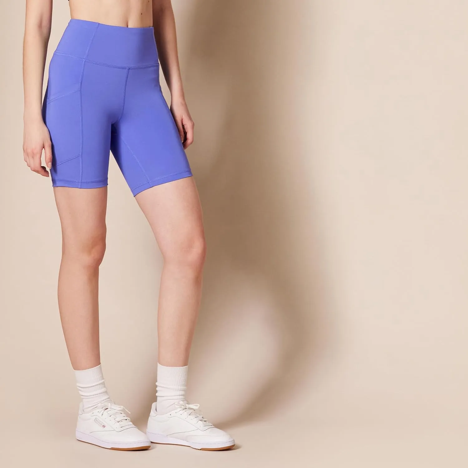 Amazon Essentials Women's Active Sculpt High Rise 7 Bike Shorts with Pockets