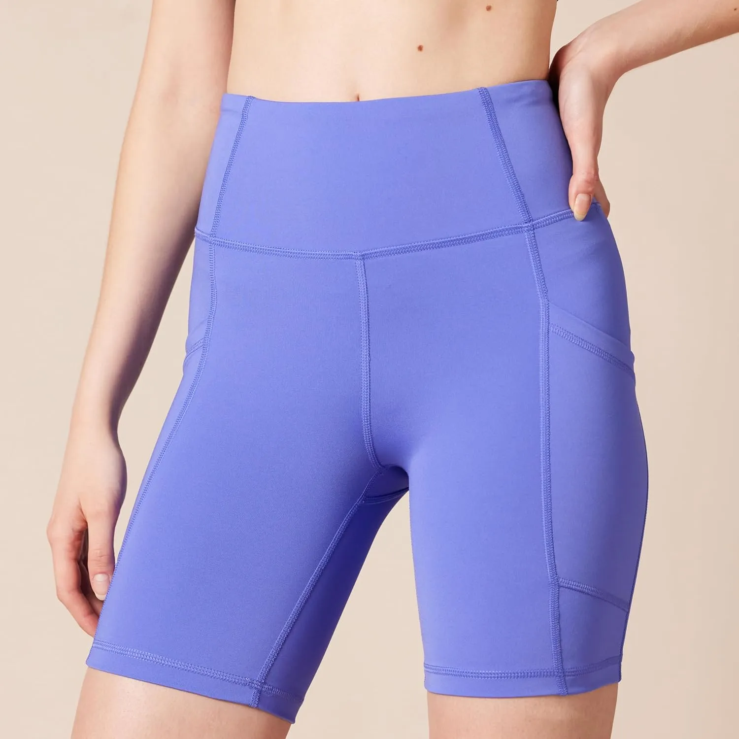 Amazon Essentials Women's Active Sculpt High Rise 7 Bike Shorts with Pockets