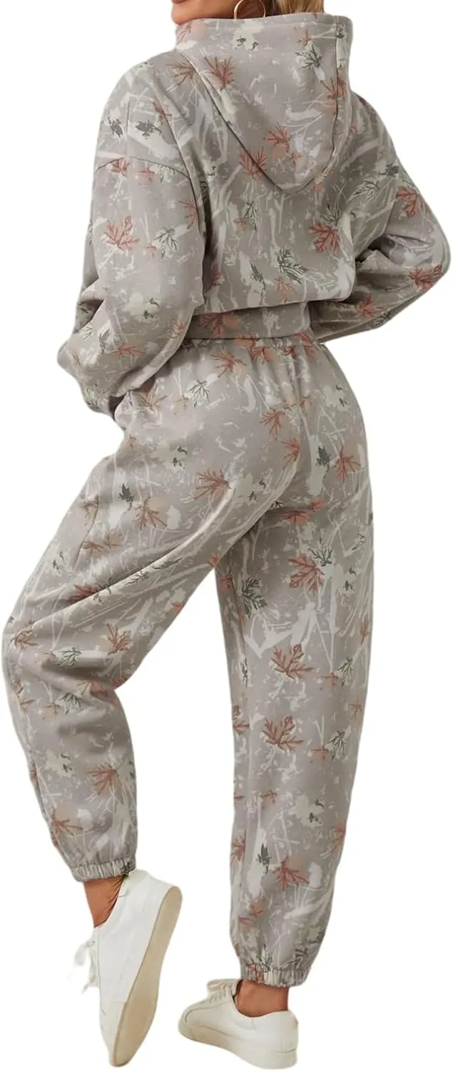 Camo Sweatsuits for Women Maple Leaf Print Oversized Hoodie Camo Fleece Sweatpans Lounge Sets Fall Winter Outfits