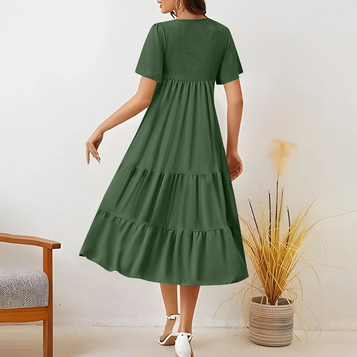 Women's 2025 Summer Elegant Flowy Loose Midi Dress Short Sleeve Round Neck Smocked Tiered Boho Beach Vacation Dresses