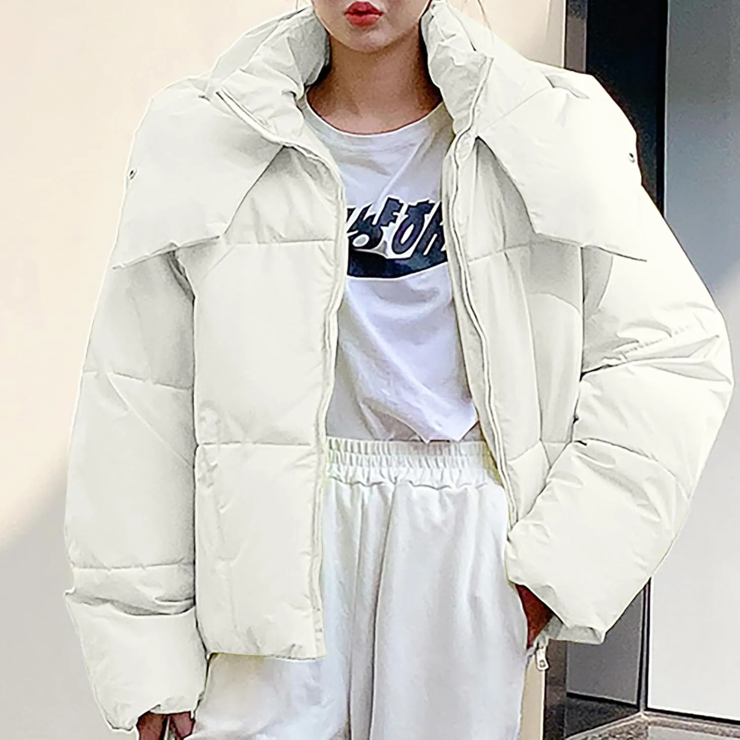 Women's Winter Coat Long Sleeve Cropped Puffer Jacket Baggy Quilted Jacket Padded Short Down Coats Parka With Pocket